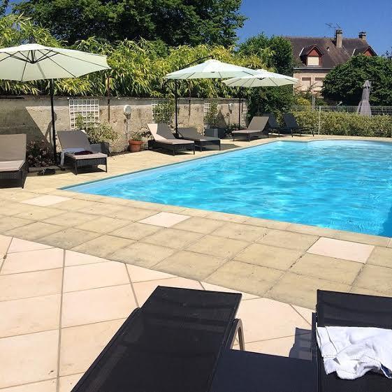 Logis Hotel De France La Chartre-sur-le-Loir Exteriér fotografie
