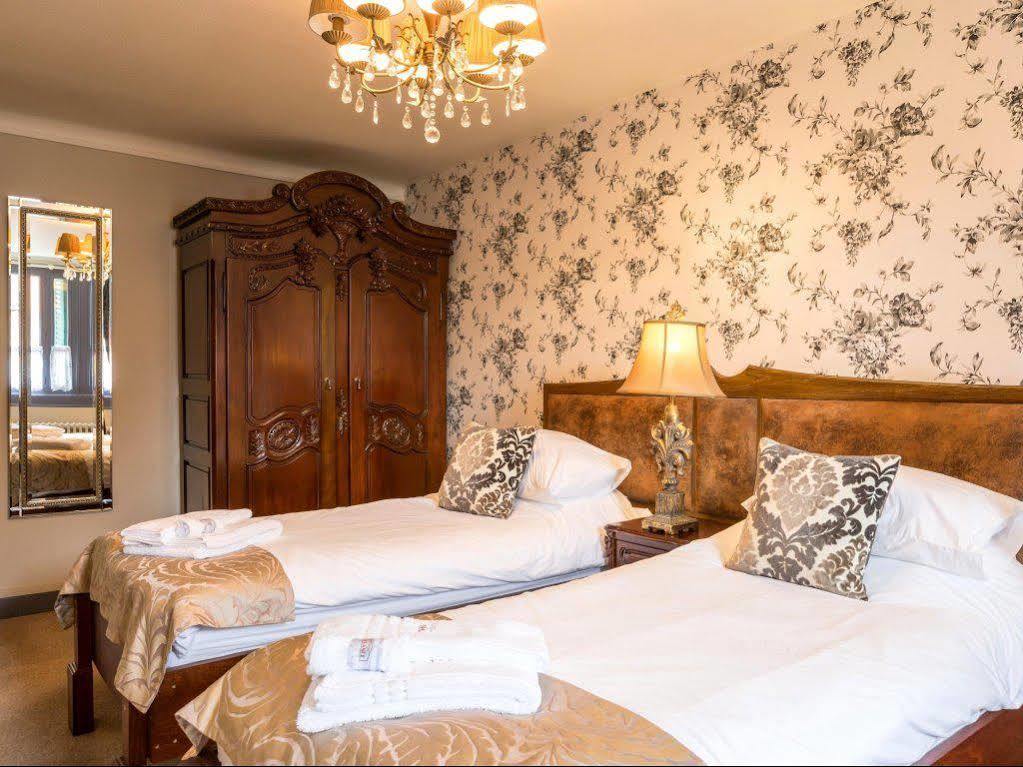 Logis Hotel De France La Chartre-sur-le-Loir Exteriér fotografie