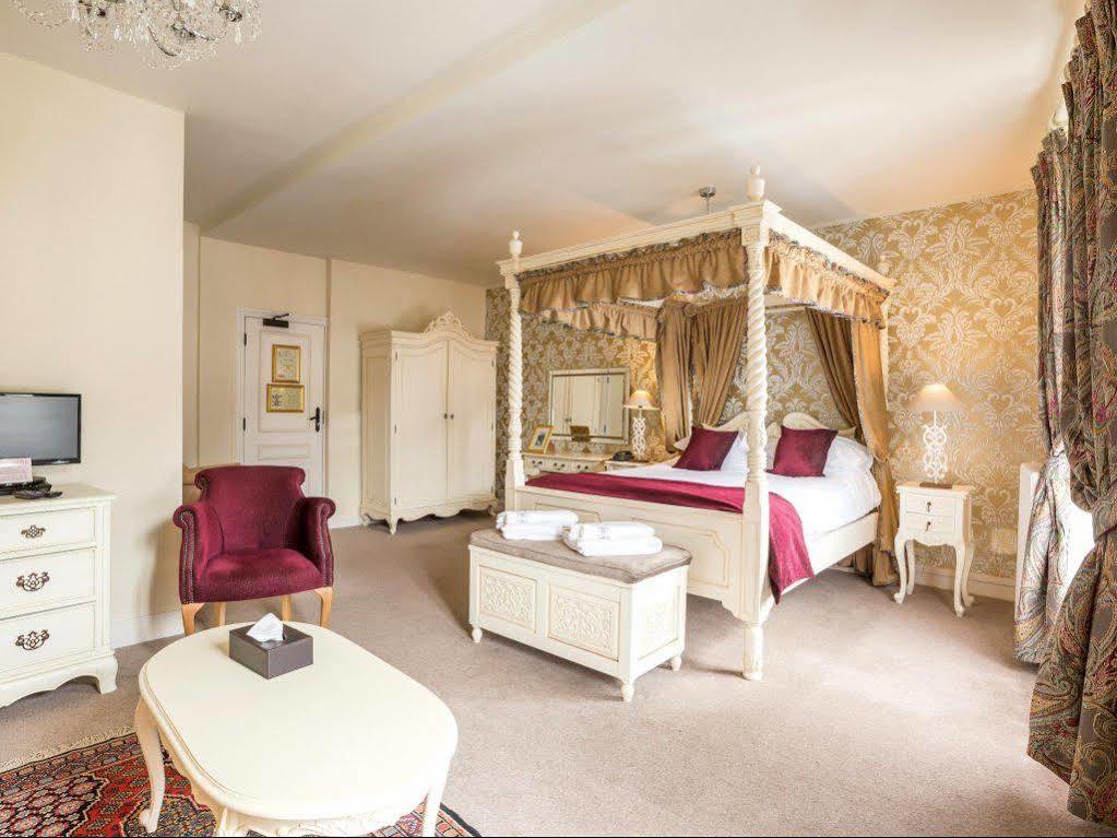 Logis Hotel De France La Chartre-sur-le-Loir Exteriér fotografie