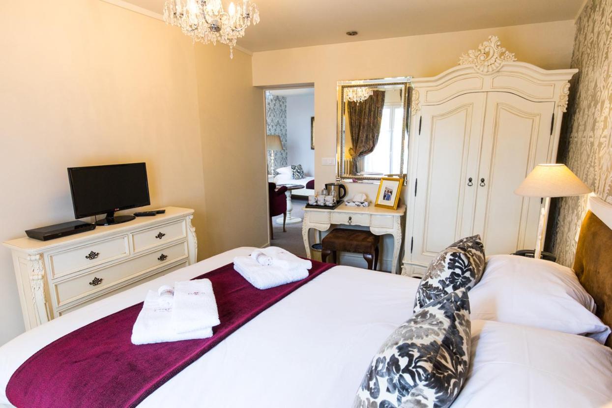 Logis Hotel De France La Chartre-sur-le-Loir Exteriér fotografie